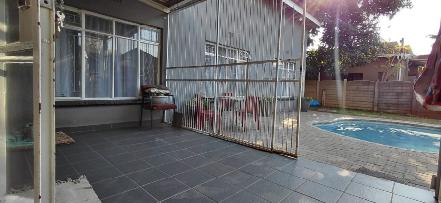To Let 4 Bedroom Property for Rent in Protea Park North West